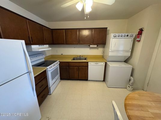 Interior, Kitchen, Washer