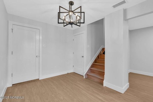 Empty room, Interior, Pendant Lights, Wood Texture Flooring