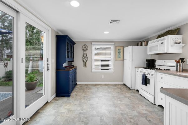 Interior, Kitchen, Recessed Lighting