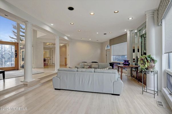 Interior, Living room, Recessed Lighting, Wood Texture Flooring