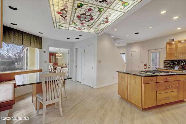 Dining room, Interior, Kitchen, Pendant Lights, Recessed Lighting, Wood Texture Flooring