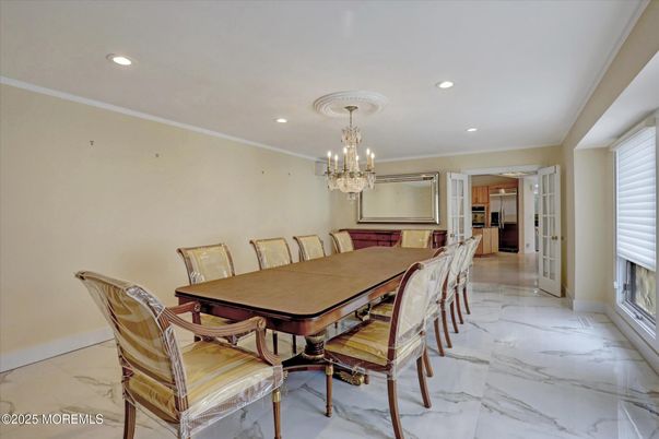Chandelier, Dining room, Interior, Marble, Recessed Lighting