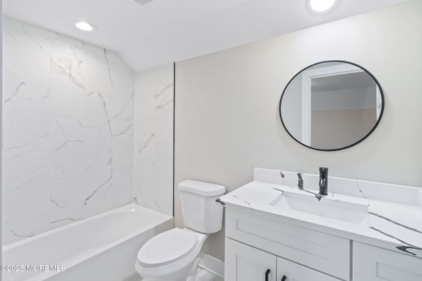 Bathroom, Interior, Marble Walls, Recessed Lighting
