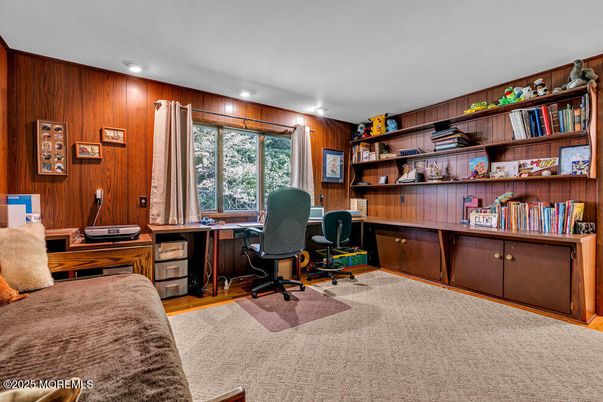 Home Office, Interior, Recessed Lighting, Wooden Walls