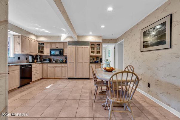 Dining room, Interior, Kitchen, Recessed Lighting, Stainless Steel Appliances, Wooden Beams