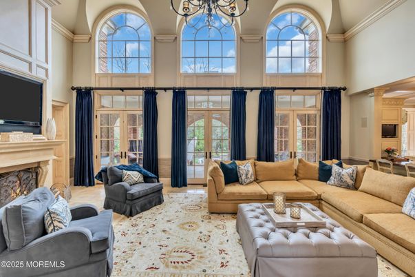 Chandelier, Fireplace, Interior, Living room