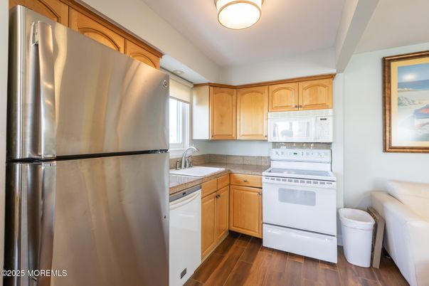 Interior, Kitchen, Wood Texture Flooring