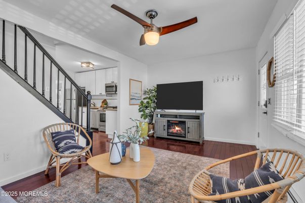 Fireplace, Interior, Kitchen, Living room, Stainless Steel Appliances, Wood Texture Flooring