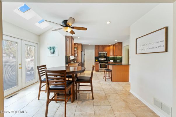 Dining room, Interior, Kitchen, Recessed Lighting, Stainless Steel Appliances