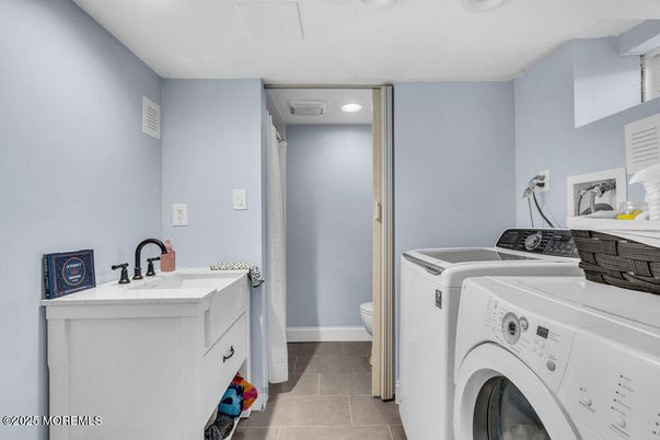 Interior, Recessed Lighting, Washer