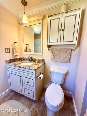 Bathroom, Interior, Pendant Lights