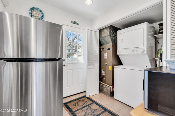 Interior, Recessed Lighting, Utility Closets, Washer