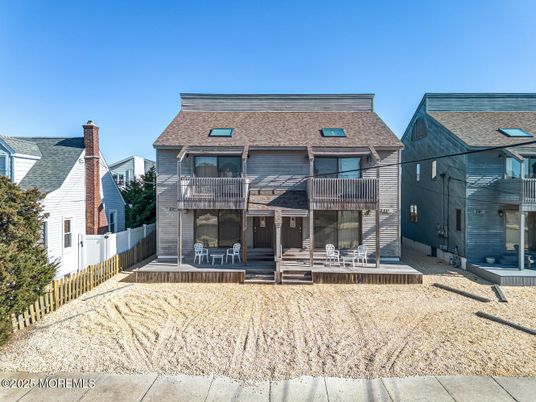 Exterior, Facade, Cape Cod