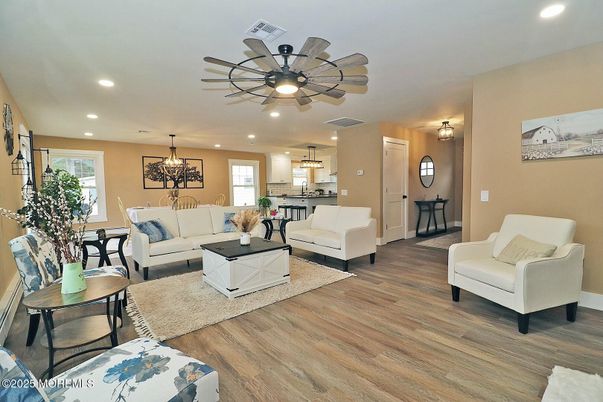 Chandelier, Dining room, Interior, Kitchen, Living room, Pendant Lights, Recessed Lighting, Wood Texture Flooring
