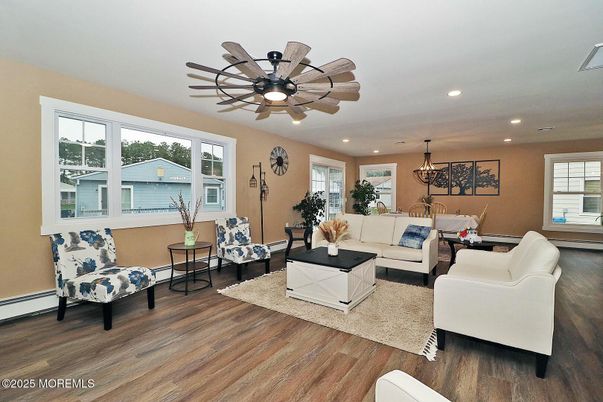 Chandelier, Dining room, Interior, Living room, Recessed Lighting, Wood Texture Flooring