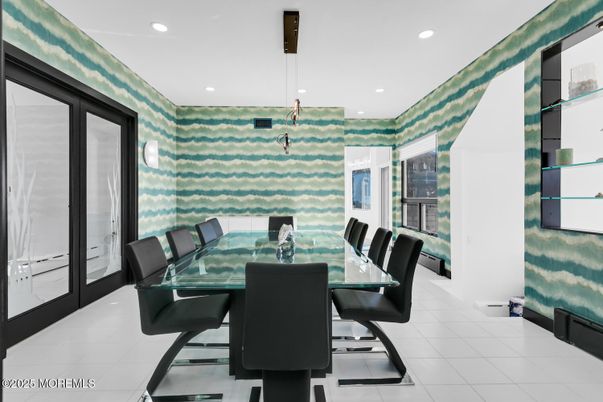 Dining room, Interior, Recessed Lighting