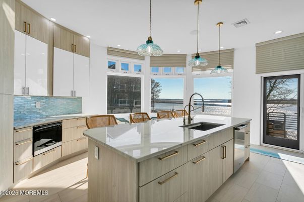 Interior, Kitchen, Pendant Lights, Recessed Lighting, Stainless Steel Appliances, Water