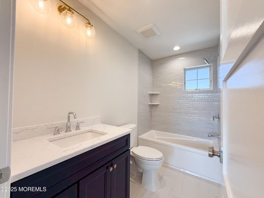 Bathroom, Interior, Recessed Lighting
