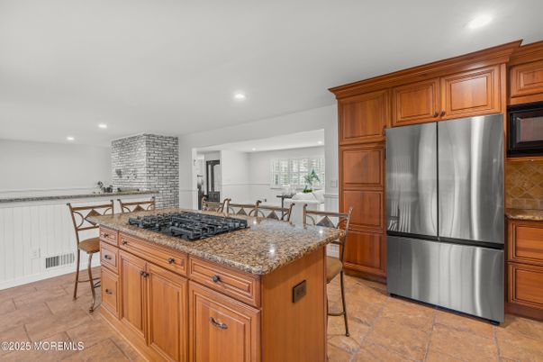 Dining room, Interior, Kitchen, Recessed Lighting, Stainless Steel Appliances, Stone Walls