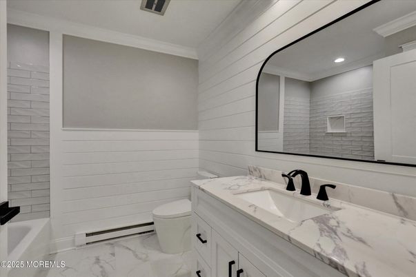 Bathroom, Interior, Marble, Recessed Lighting
