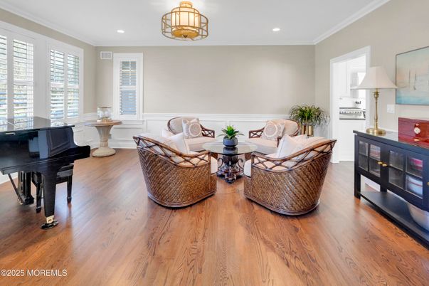 Interior, Living room, Piano, Recessed Lighting, Wood Texture Flooring