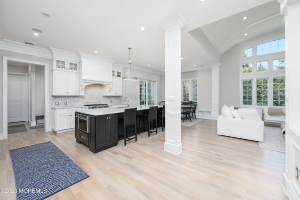 Interior, Kitchen, Living room, Pendant Lights, Recessed Lighting, Wood Texture Flooring