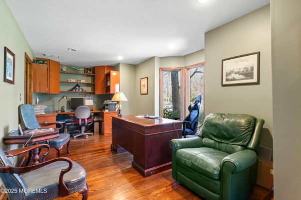 Home Office, Interior, Recessed Lighting, Wood Texture Flooring
