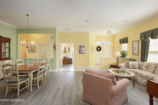 Chandelier, Dining room, Interior, Living room, Wood Texture Flooring