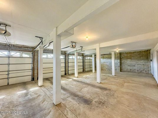 Garage, Interior, Stone Walls