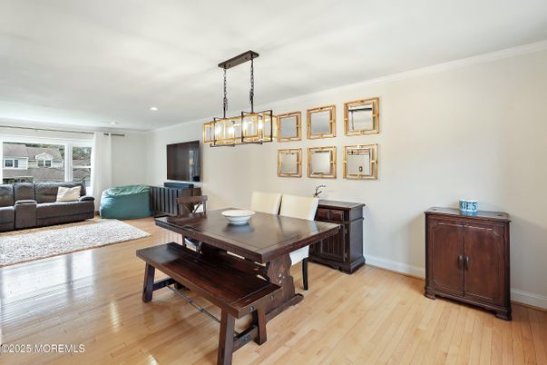 Dining room, Interior, Living room, Pendant Lights, Recessed Lighting, Wood Texture Flooring