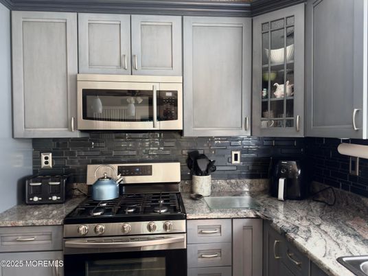 Interior, Kitchen, Stainless Steel Appliances