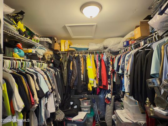 Interior, Walk-in Closets
