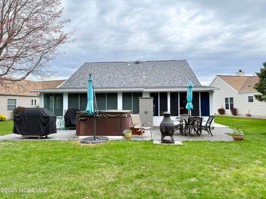 Backyard, Exterior, Hot Tub