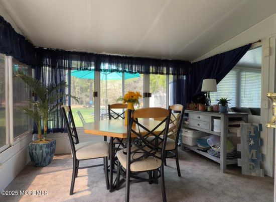 Dining room, Interior
