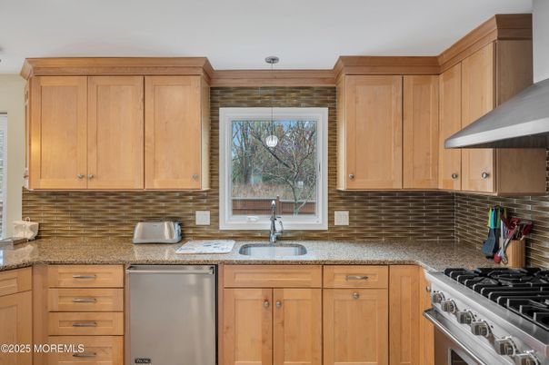 Interior, Kitchen, Pendant Lights, Stainless Steel Appliances