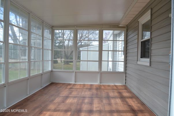 Empty room, Interior, Sun Room, Wood Texture Flooring
