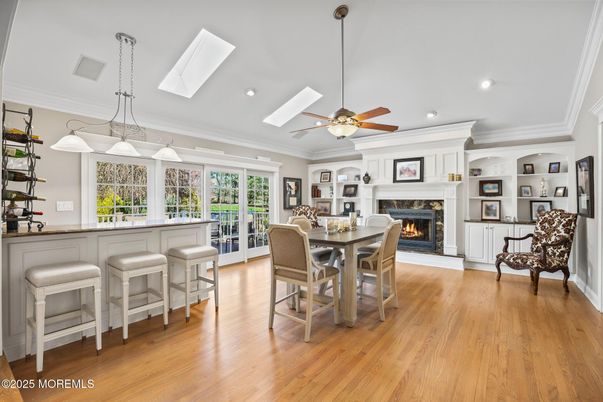 Dining room, Fireplace, Interior, Pendant Lights, Recessed Lighting, Wood Texture Flooring
