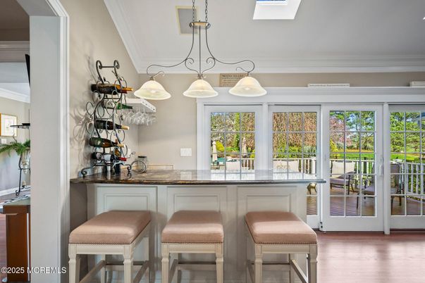 Interior, Pendant Lights, Wood Texture Flooring