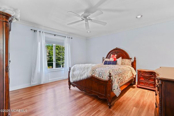 Bedroom, Interior, Recessed Lighting, Wood Texture Flooring