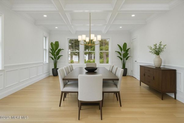 Chandelier, Dining room, Interior, Recessed Lighting, Wood Texture Flooring