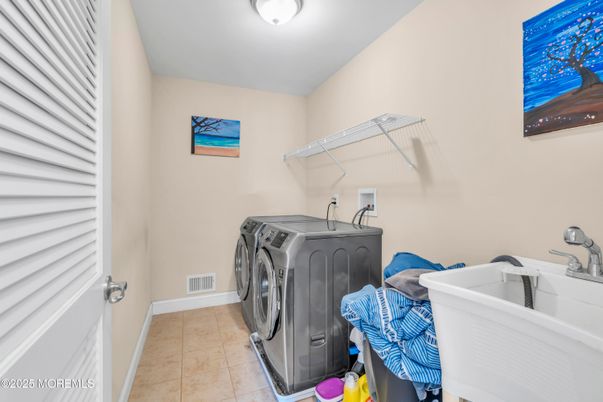 Interior, Washer