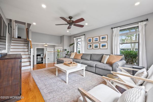 Interior, Living room, Recessed Lighting, Wood Texture Flooring