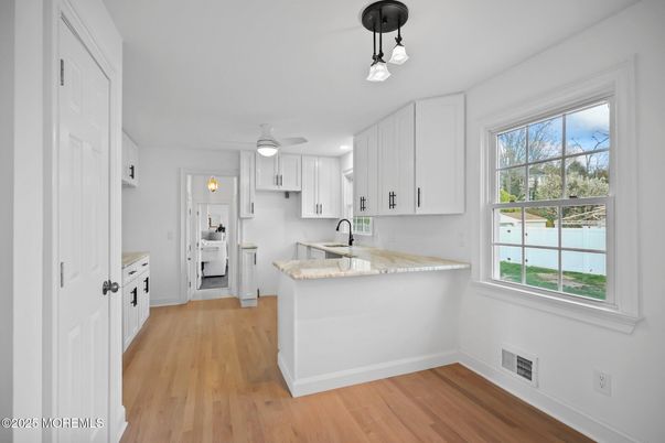 Interior, Kitchen, Pendant Lights, Wood Texture Flooring