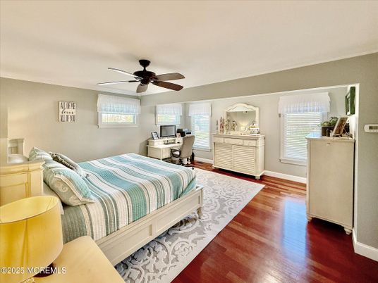 Bedroom, Home Office, Interior, Wood Texture Flooring