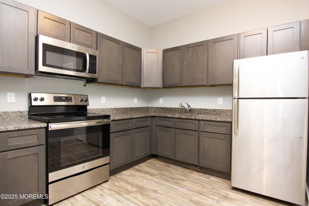 Interior, Kitchen, Stainless Steel Appliances, Wood Texture Flooring