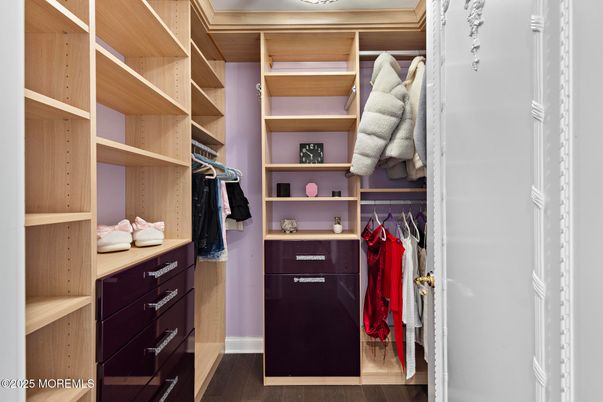 Interior, Walk-in Closets