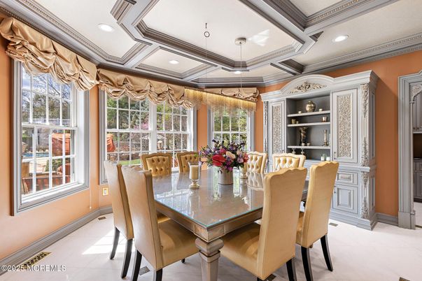 Dining room, Interior, Pendant Lights, Recessed Lighting