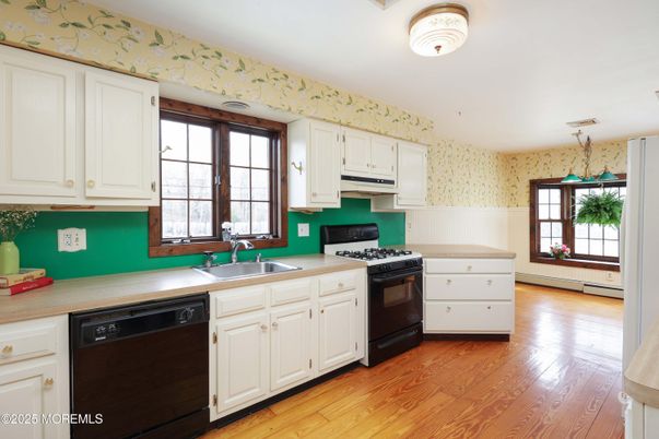 Interior, Kitchen, Wood Texture Flooring