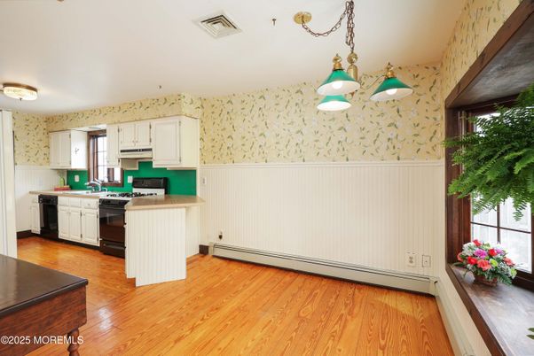 Interior, Kitchen, Pendant Lights, Wood Texture Flooring