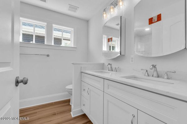 Bathroom, Dual Sink Vanities, Interior, Wood Texture Flooring